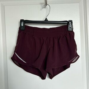 Lululemon Hotty Hot Low-Rise Short, 2.5”